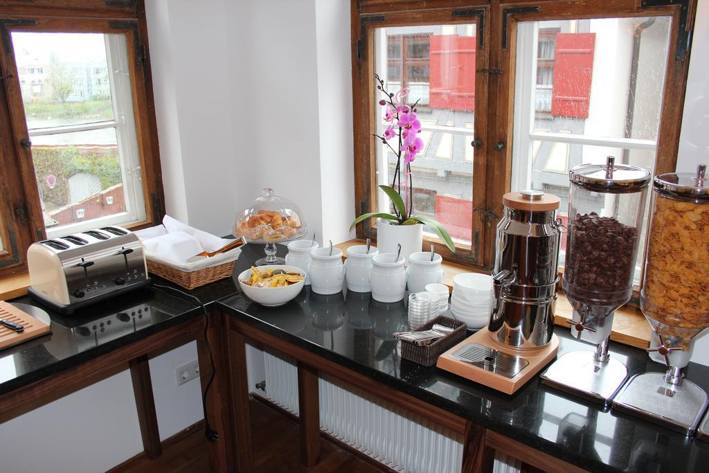 Hotel Schmales Haus Ульм Екстер'єр фото